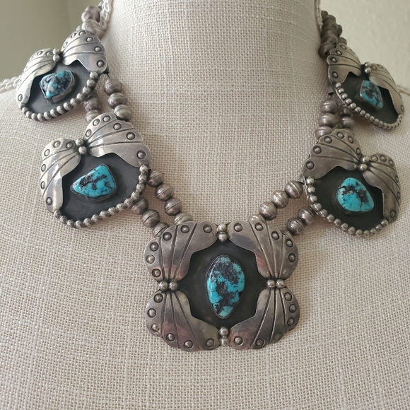 😍SOLD🤩Vintage Sterling Navajo Bisbee Turquoise Necklace - Picture 2 of 6